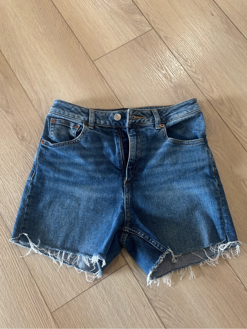 Classic Blue Denim Frayed Hem Women's Shorts